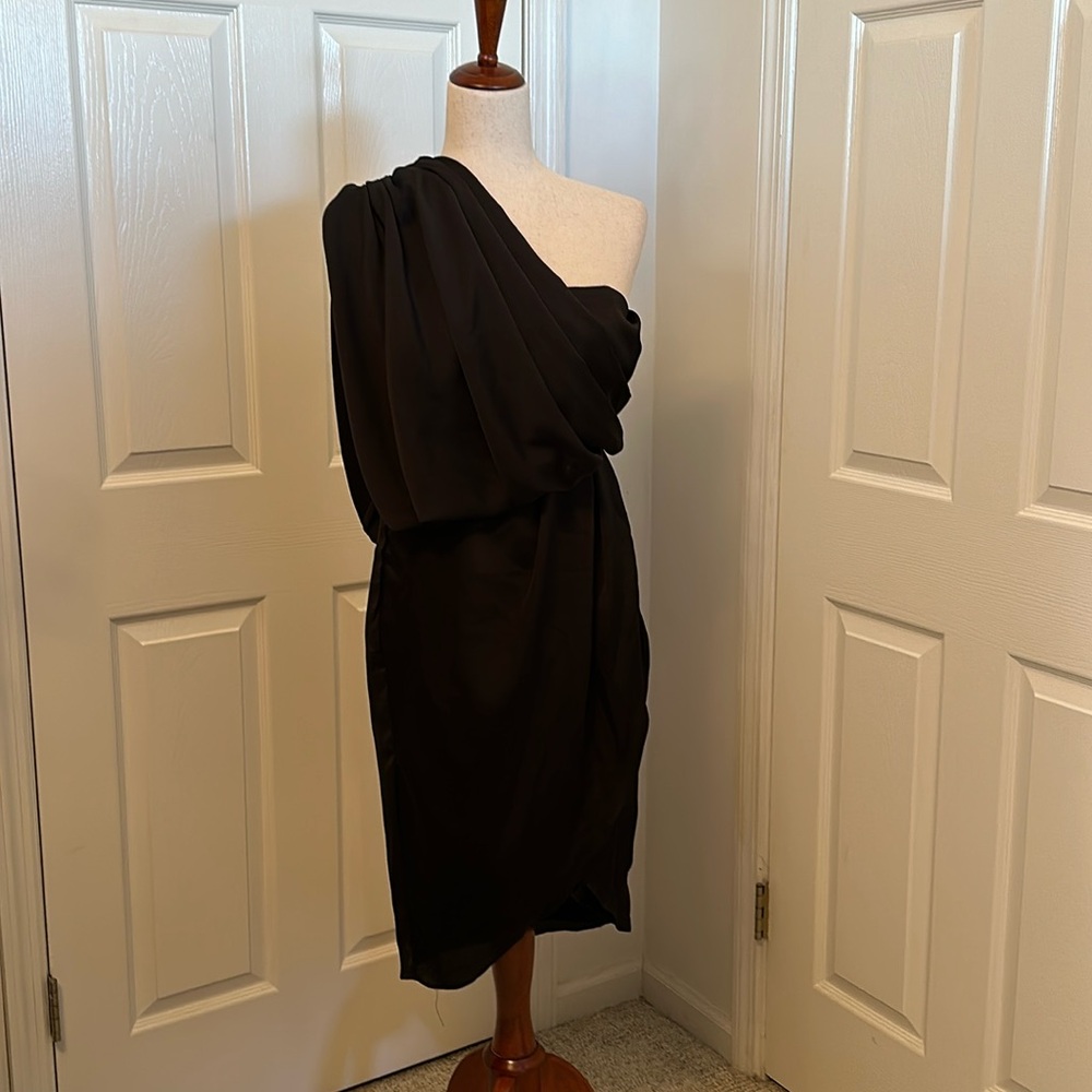 South Sz Medium Black dress